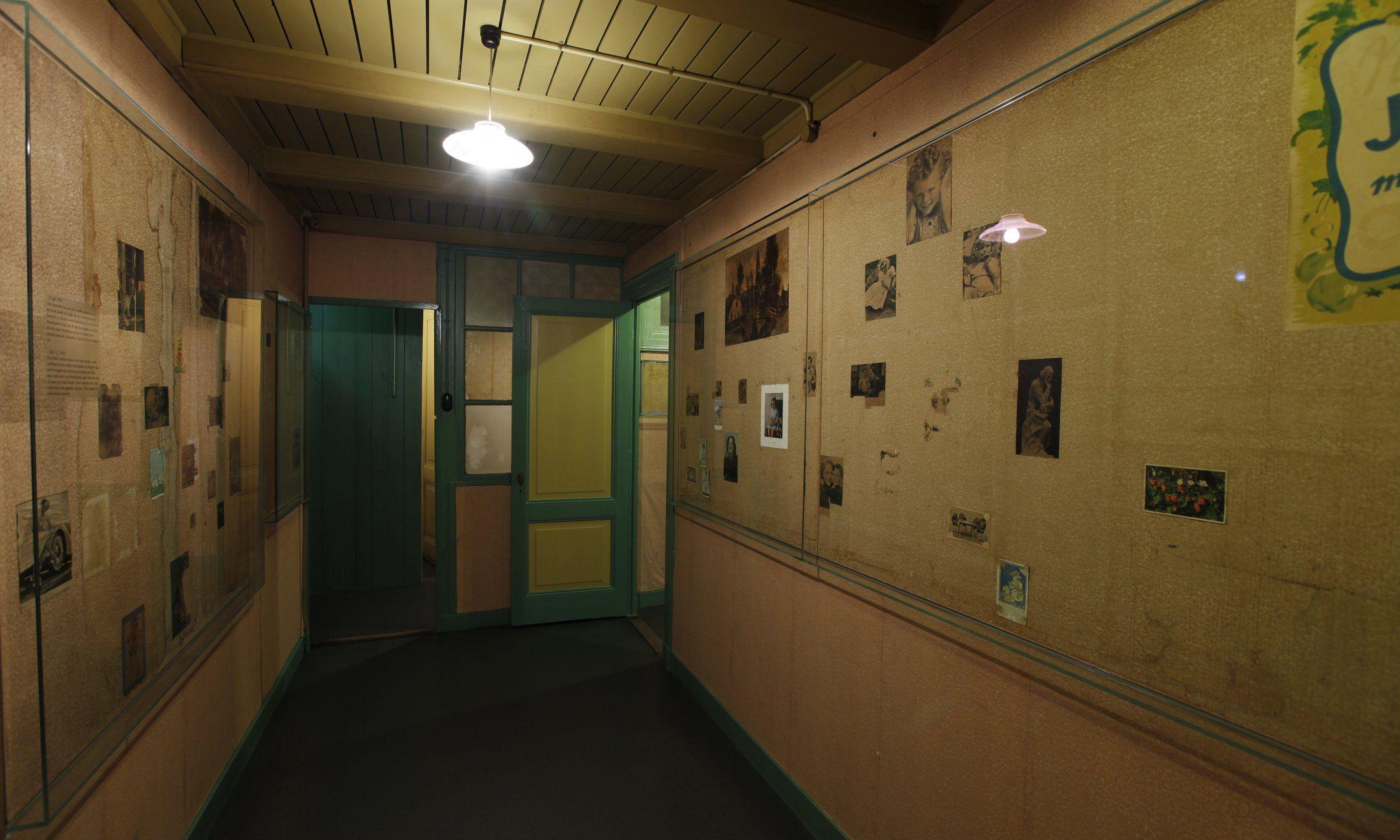 2160x1296 The picture walls in the Secret Annex. Anne Frank House