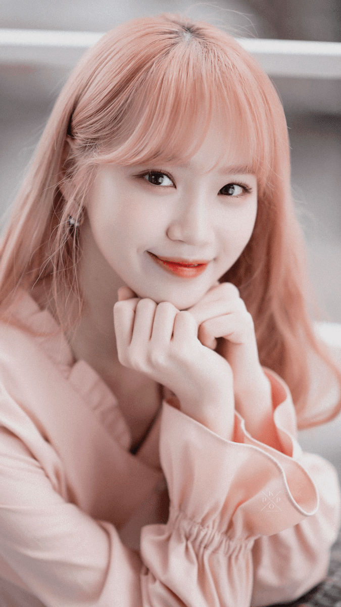 675x1200 Izone Chaewon Wallpaper