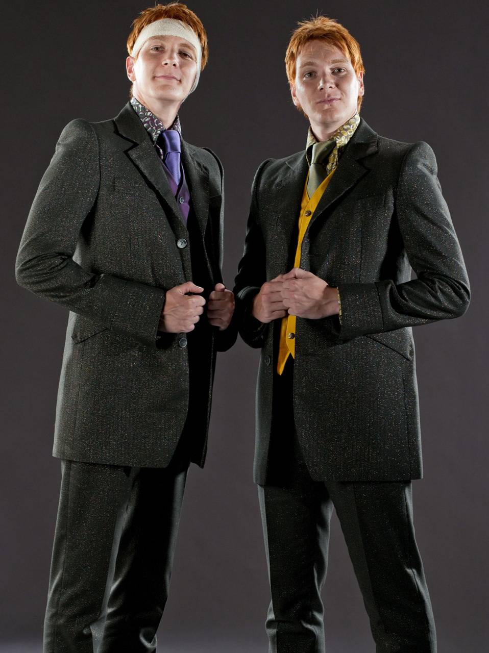 958x1280 Fred And George Weasley Wallpaper
