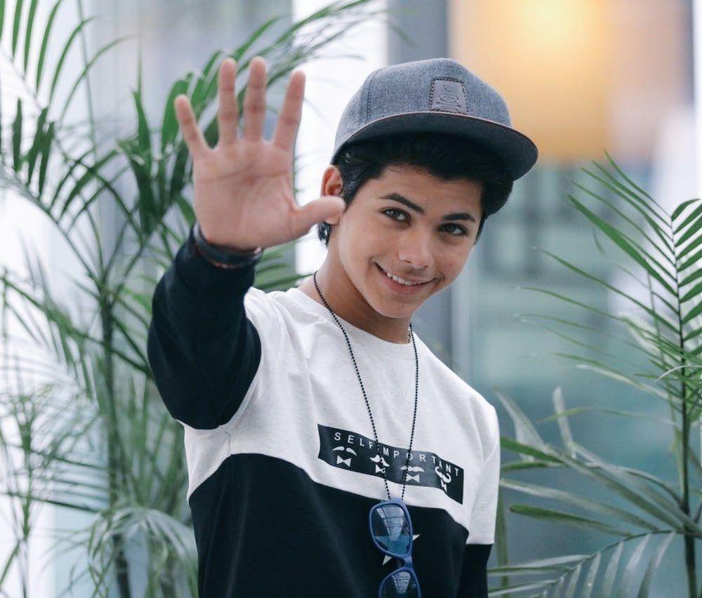 1000x852 siddharth nigam. Siddharth Nigam Latest HD Wallpaper. Latest HD wallpaper, Cute actors, Best poses