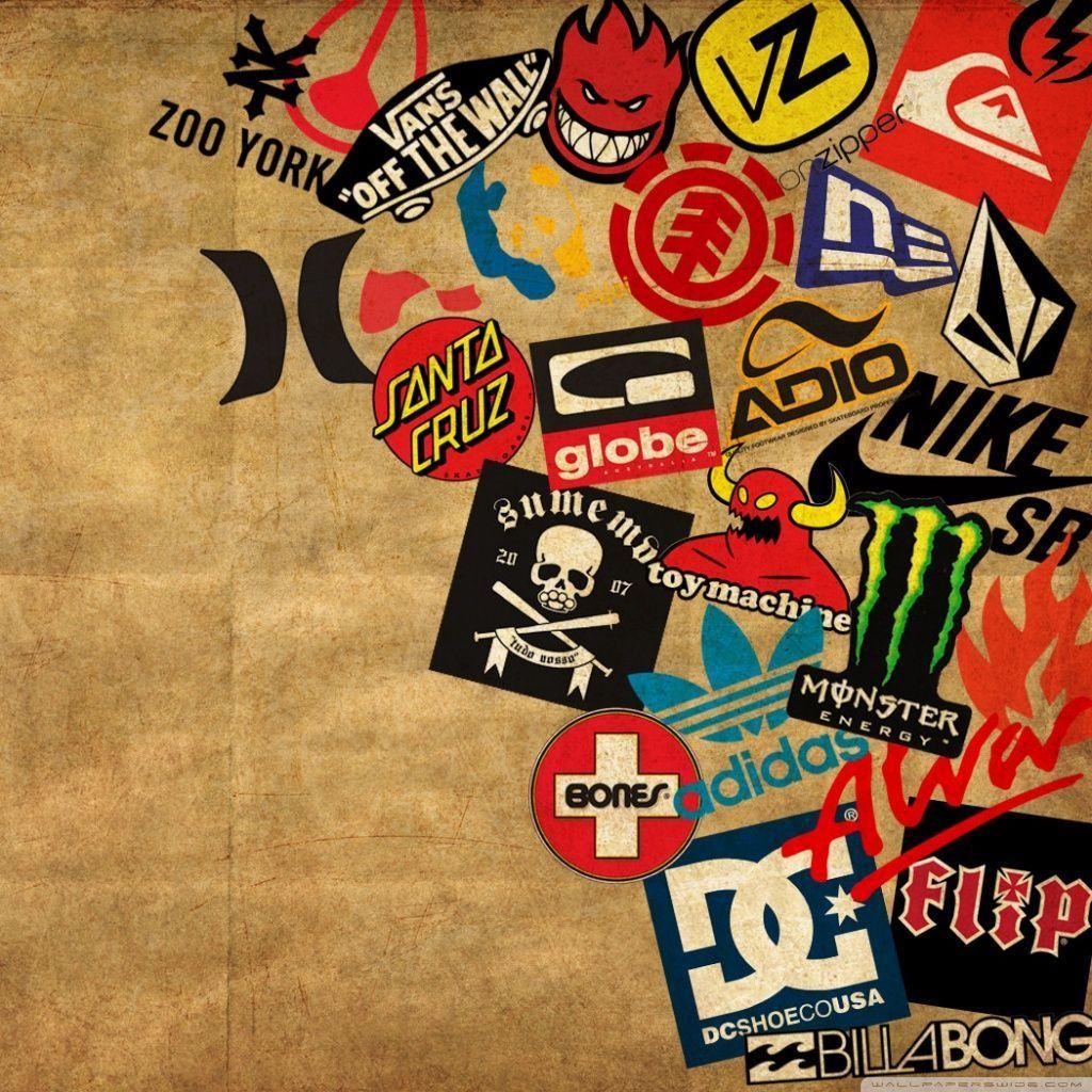 1024x1024 Girl Skateboard Wallpaper