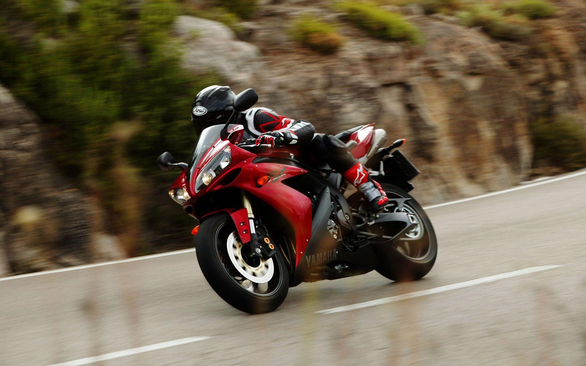 1920x1200 Yamaha R1 wallpaper and image, picture, photo