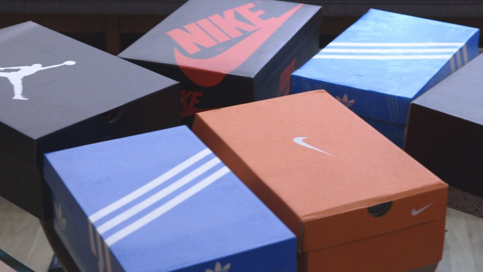 1920x1080 Are These Sneakers Real or Fake?