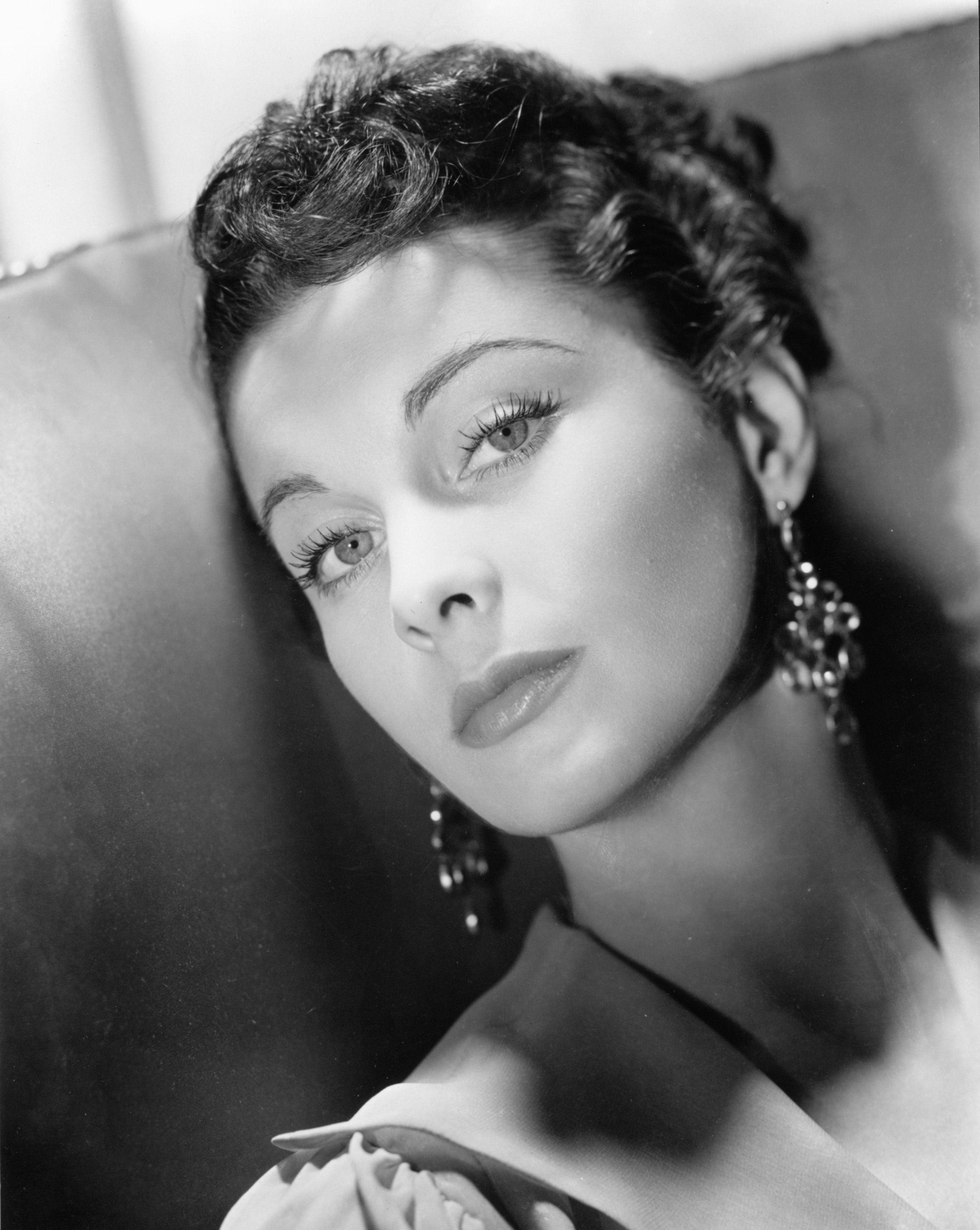 2845x3570 Vivien Leigh photo, pics, wallpaper. Vivien leigh, Hollywood, Beautiful actresses