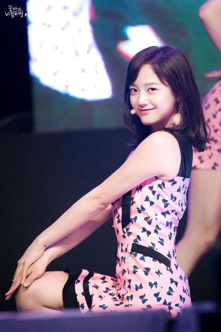 736x1104 Kim Sejeong Wallpaper .