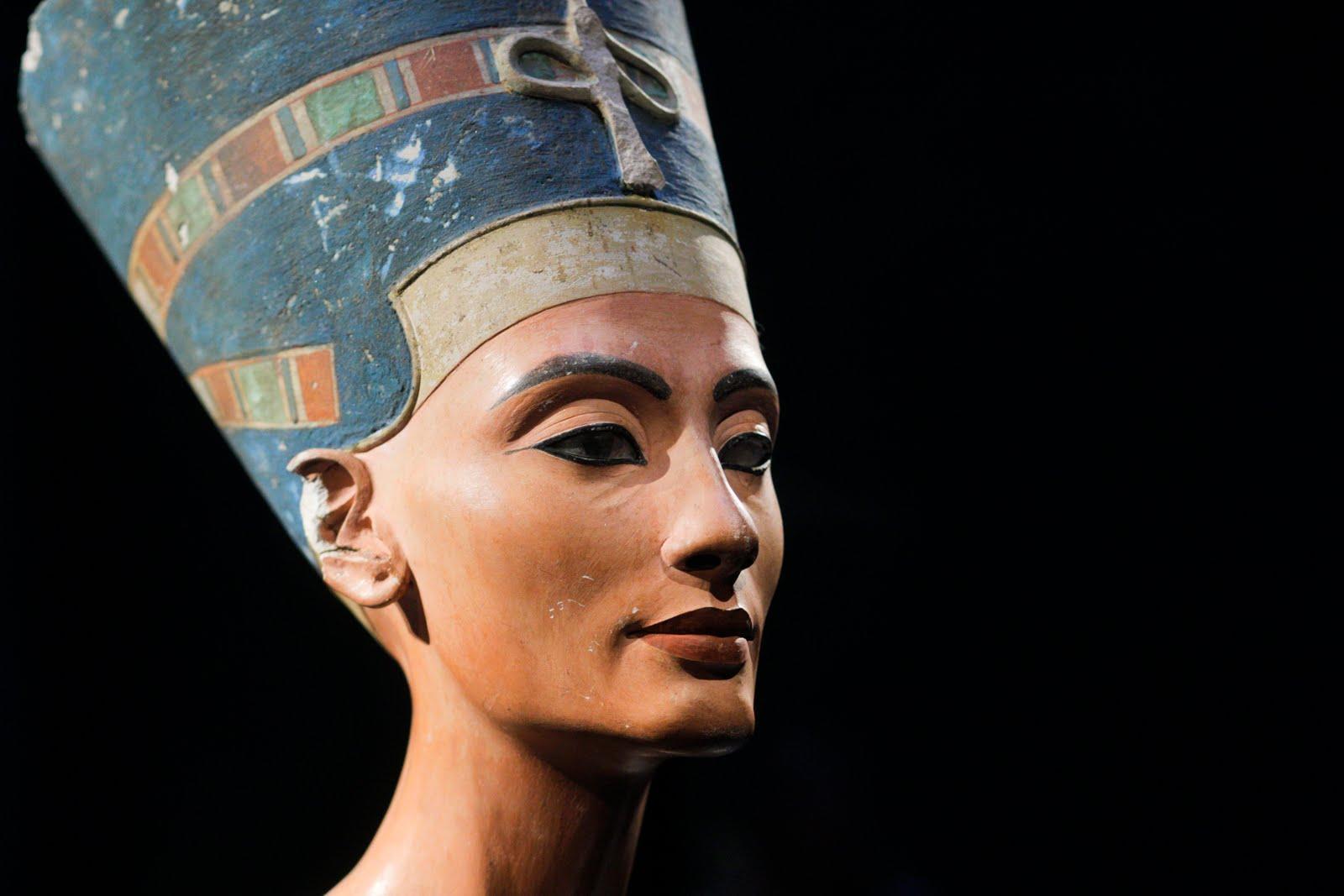 1600x1067 Wallpaper Nefertiti