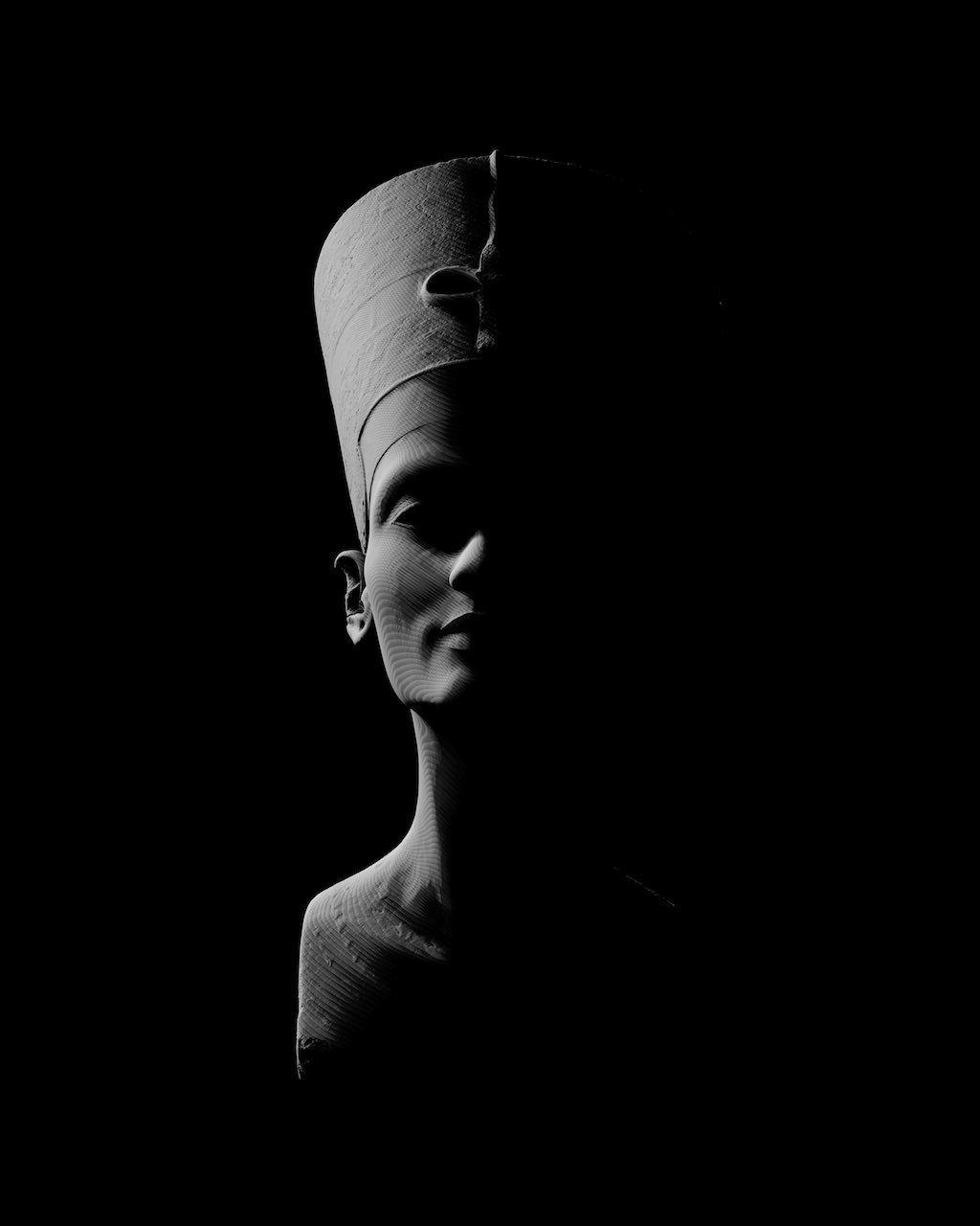 1024x1280 Nora Al Badri. Nikolai Nelles. Zérodeux / 02