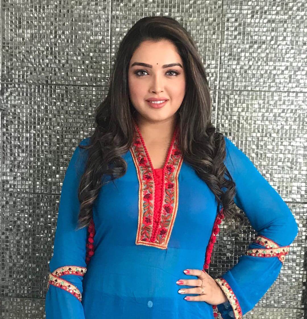 1080x1120 Amrapali Dubey Image