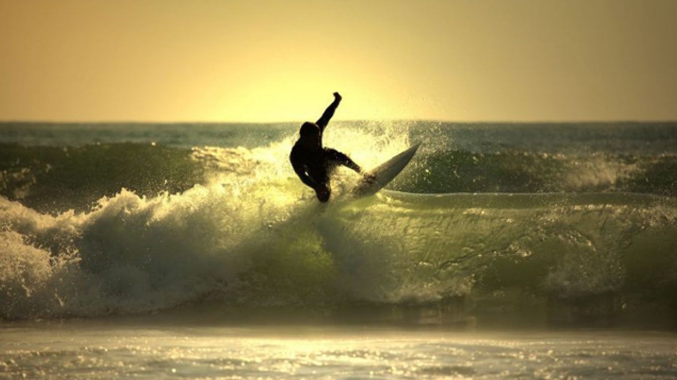 1360x765 Surfing in Puducherry. Condé Nast Traveller India