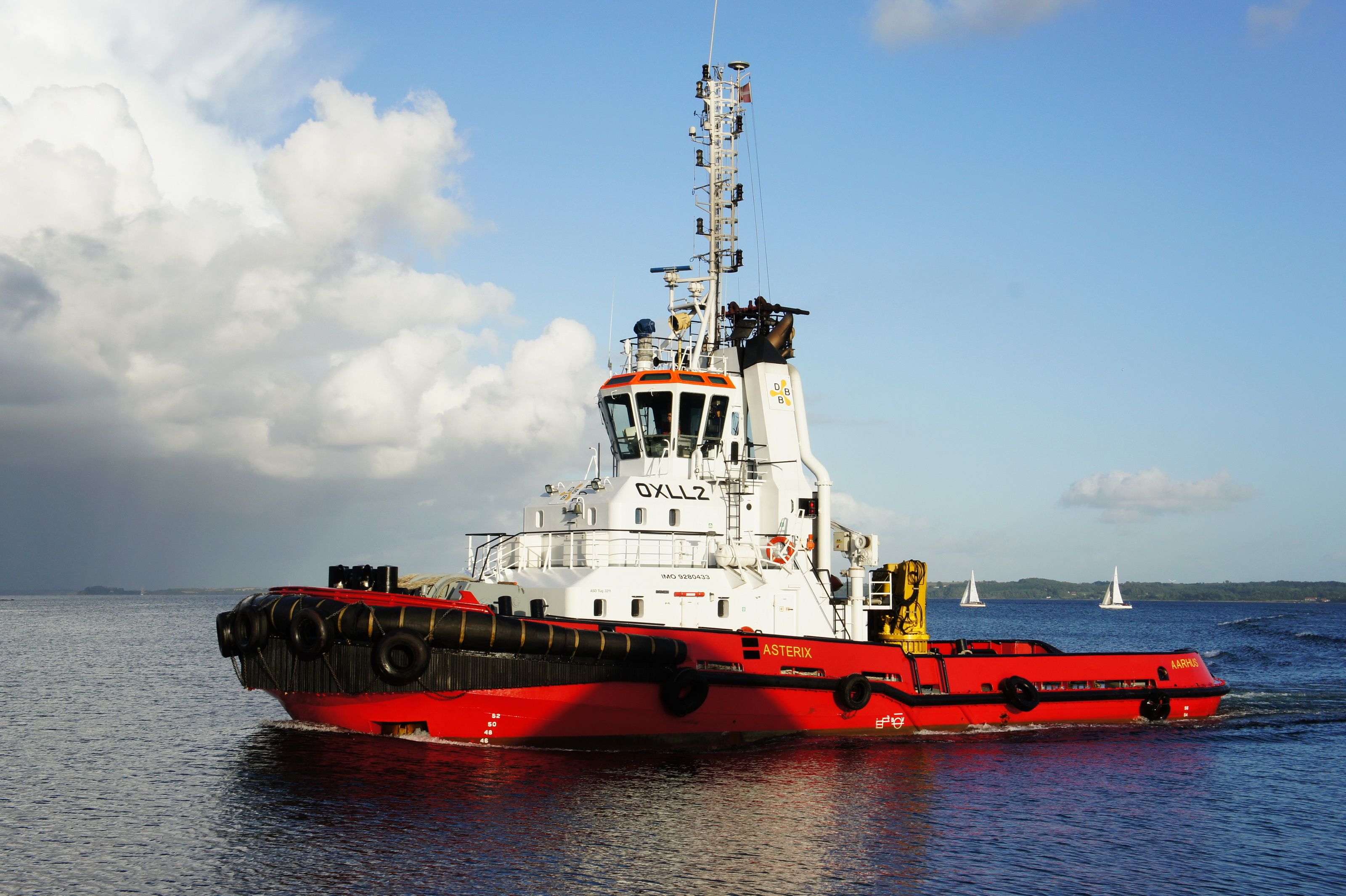 3200x2130 Desktop wallpaper: Tugboat, Vehicles, Boat 4K free download for PC. 532527