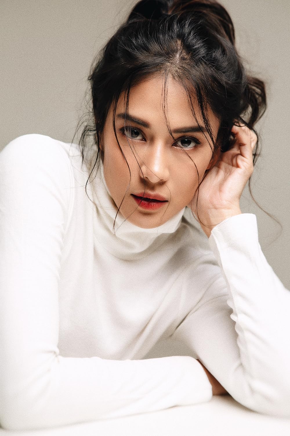 1000x1500 Dian Sastrowardoyo
