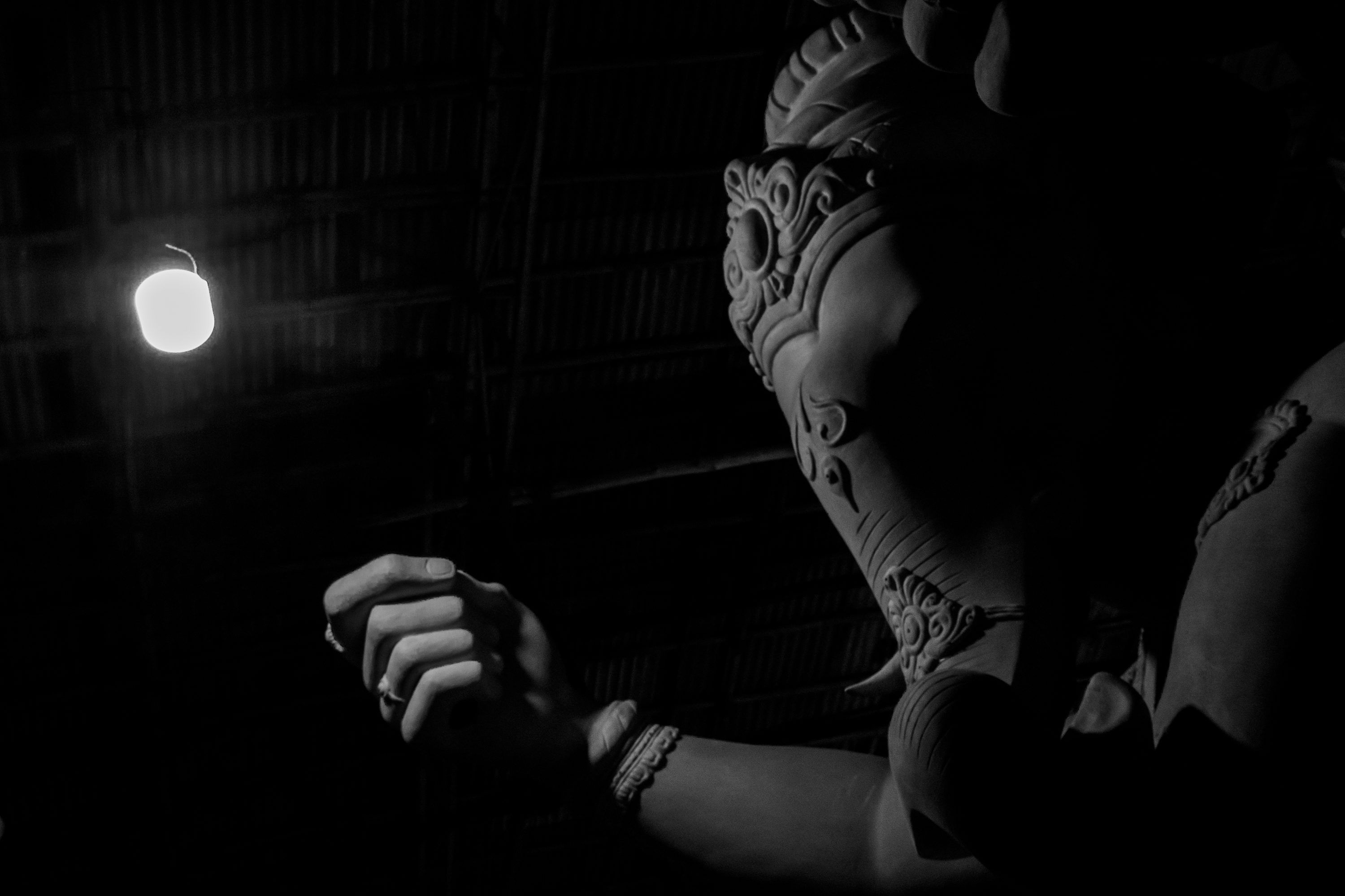 3000x2000 Person holding black and white photo