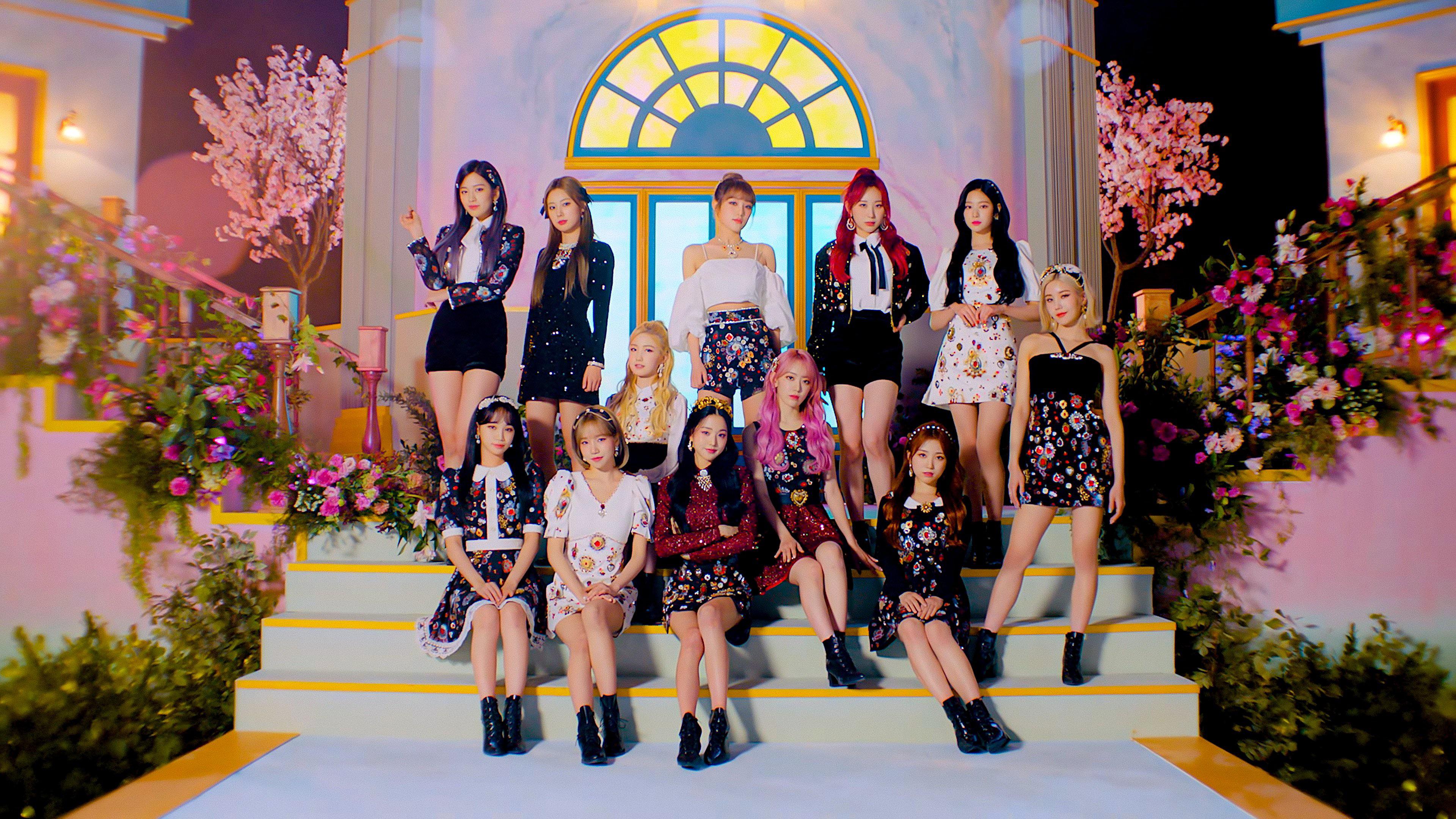 3840x2160 [4K] IZ*ONE One Reeler Wallpaper