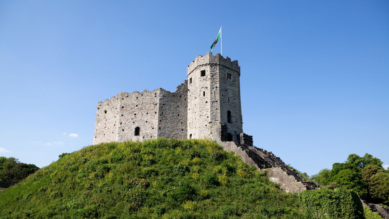 1366x768 Cheap Hotels Near Cardiff Castle, Cardiff From $45 Night