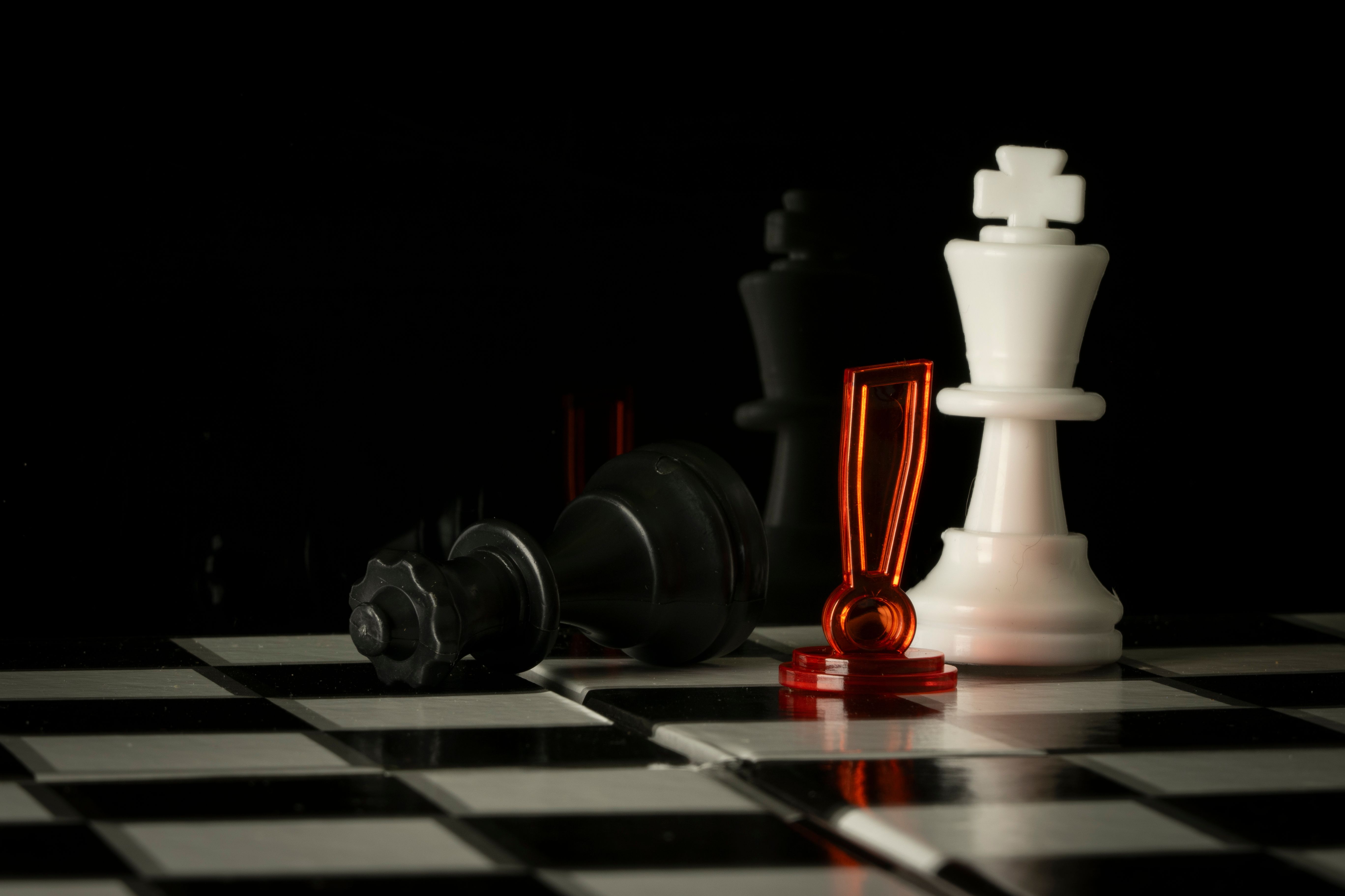 5472x3648 Red Chess Pieces Photo, Download The BEST Free Red Chess Pieces & HD Image