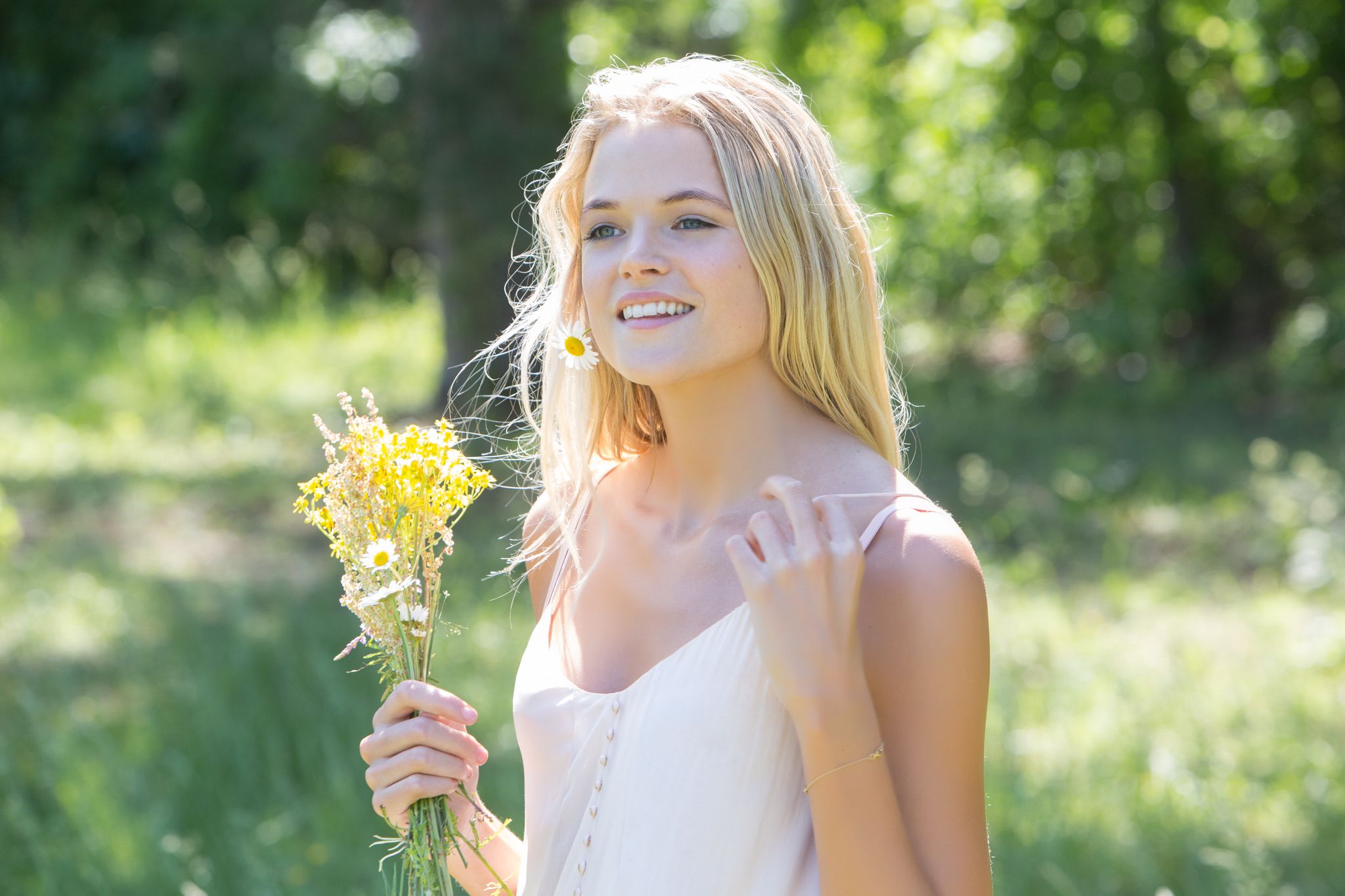 2048x1365 Endless Love (2014)