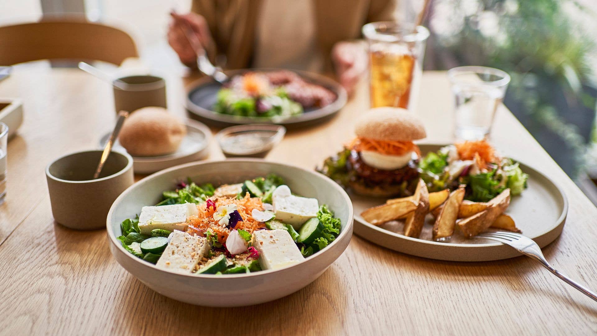 1920x1080 Vegan protein sources: Best foods to eat according to a nutritionist