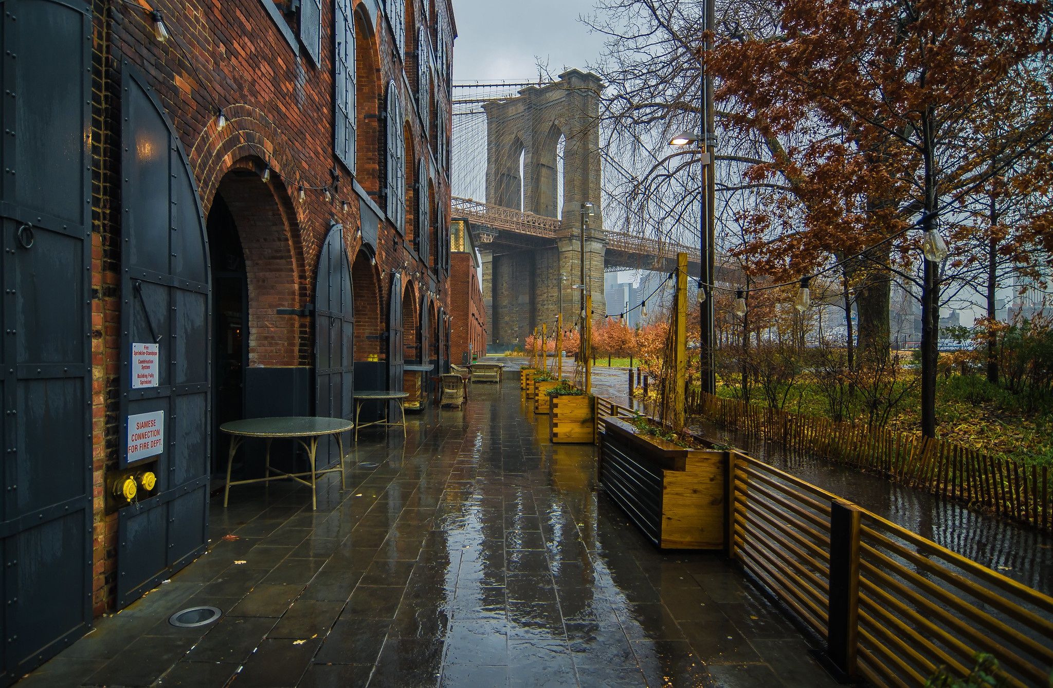 2048x1339 Wallpaper autumn, trees, bridge, rain, New York, cafe, Brooklyn bridge, New York City for mobile and desktop, section город, resolution 2048x1339