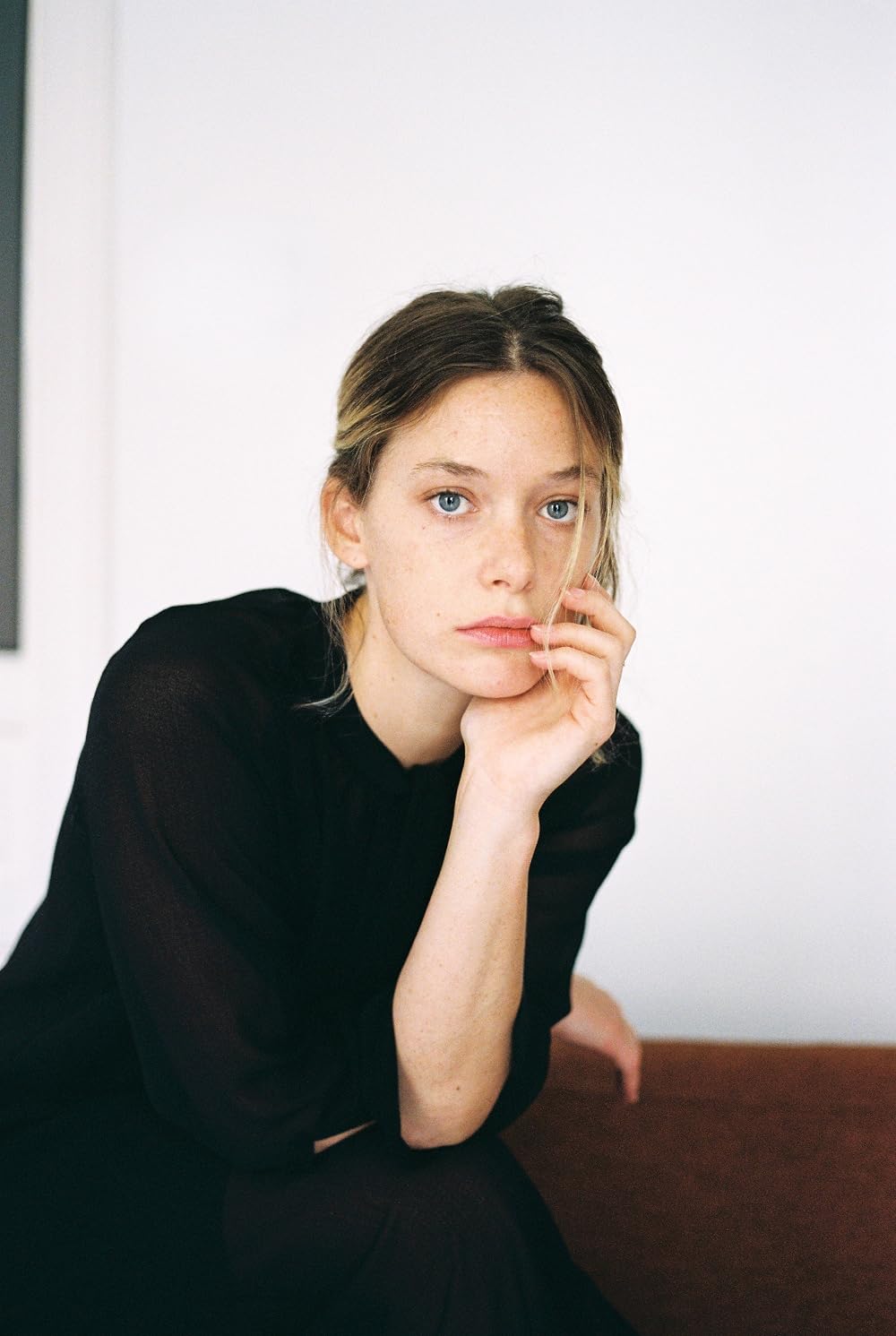 1000x1491 Rachel Keller
