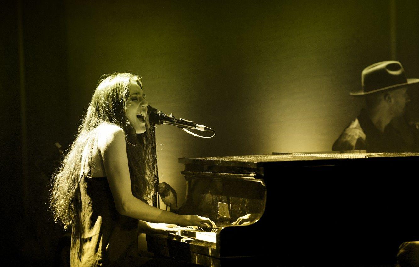 1332x850 Wallpaper concert, Birdy, Jasmine van den Bogaerde, British singer image for desktop, section музыка