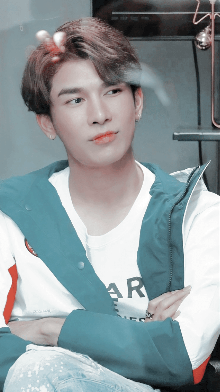 743x1322 mew Suppasit Wallpaper