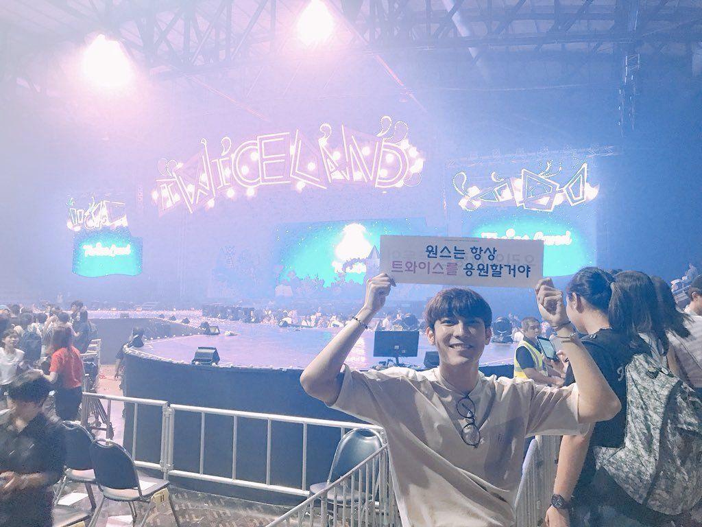 1024x768 Thread Mew Suppasit fanboying over TWICE and WANNAONE; a CUTE compilation:#MewSuppasit first; TWICE!! [.]