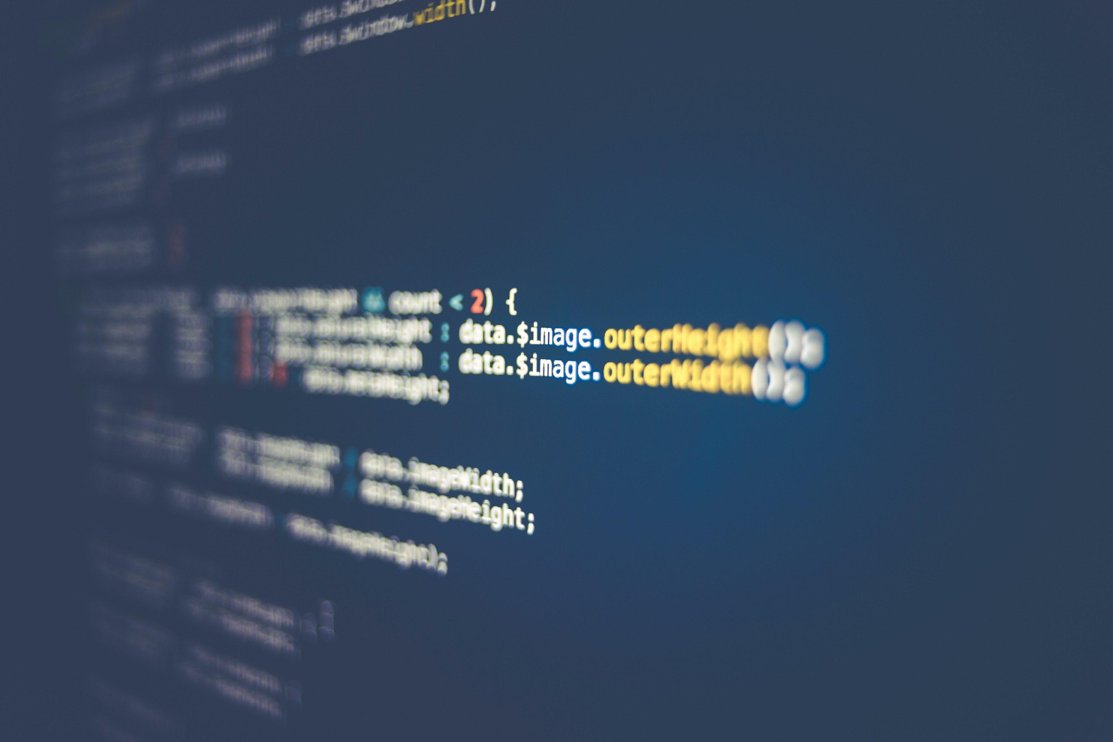 3840x2560 Wallpaper / code on a computer, computer coding 4k wallpaper