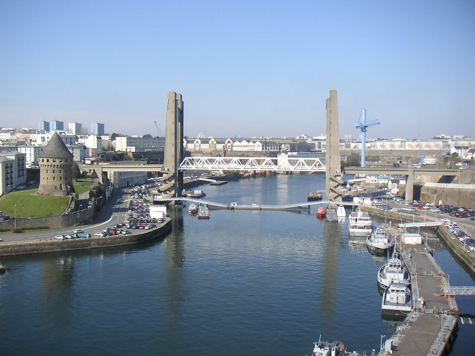 1600x1200 brittany: the mirror of landscape: Brest moves forward