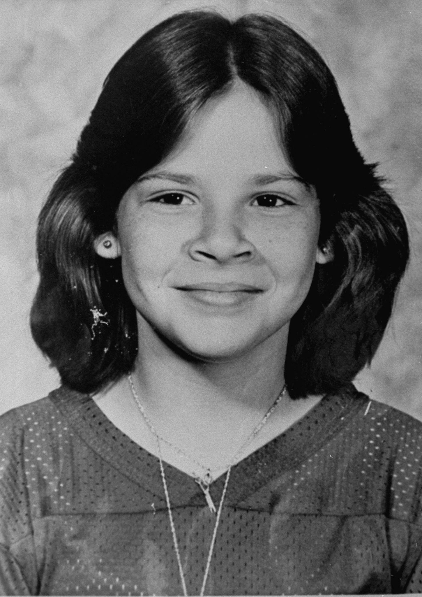 1449x2048 Serial killer Ted Bundy was motivated by rejection after he was dumped by his first girlfriend, expert claims
