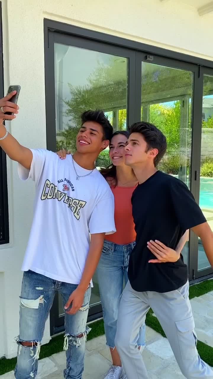 720x1280 Mr steal yo girl