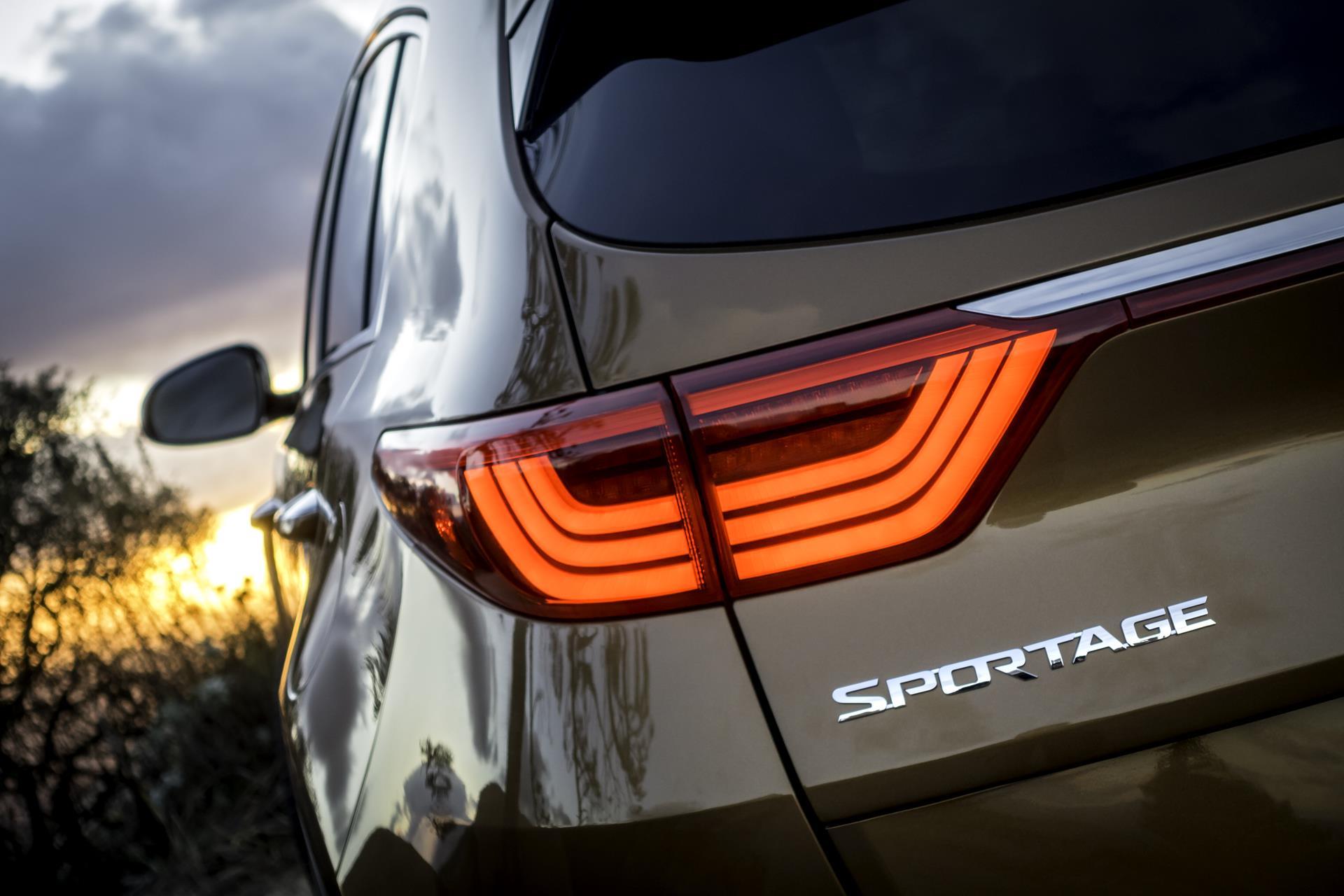 1920x1280 Kia Sportage Wallpaper [HD]