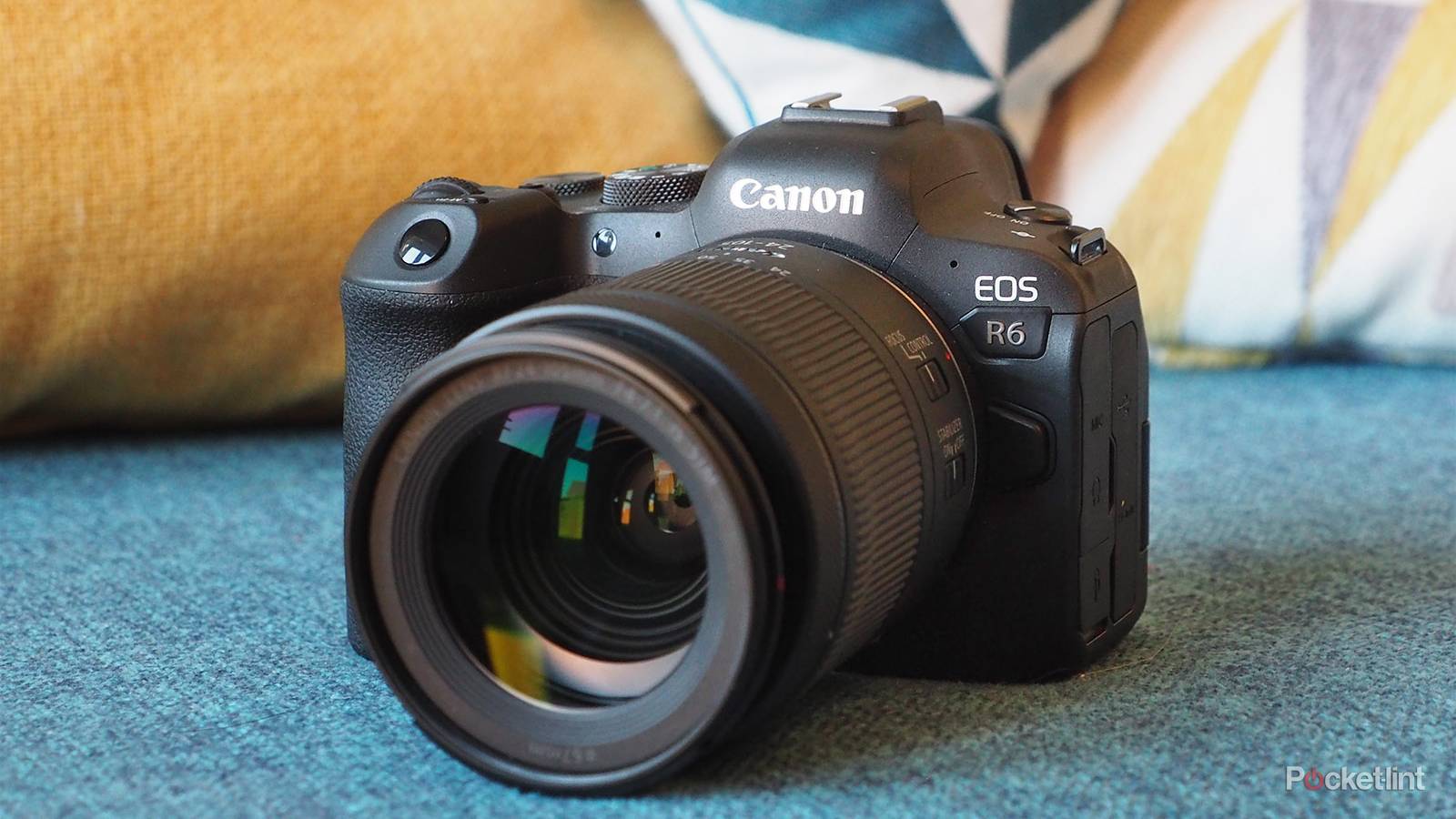 1600x900 Canon EOS R6 review: Lower resolution, higher quality?