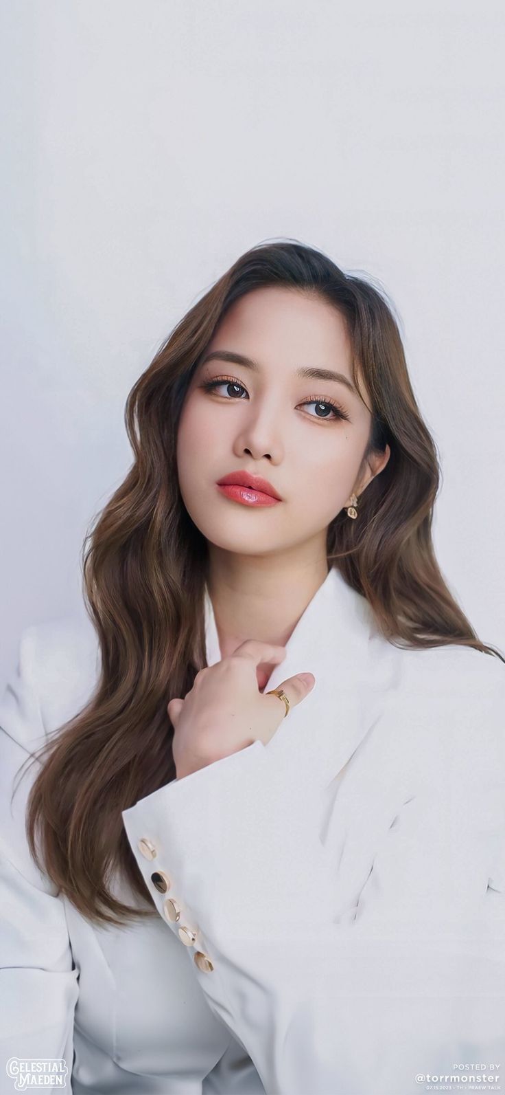 736x1593 Freen Sarocha Wallpaper