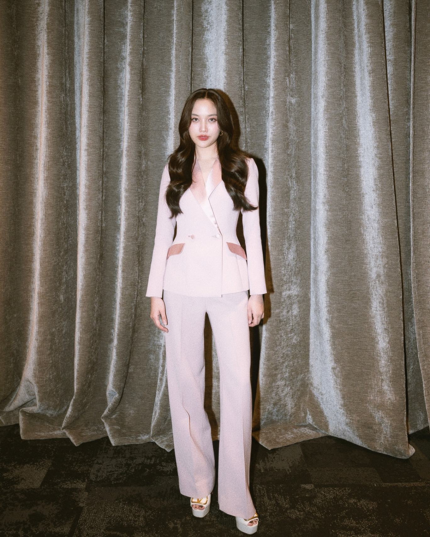 1368x1710 Power Dressing: Freen Sarocha Dons Suits Unlike Any Other