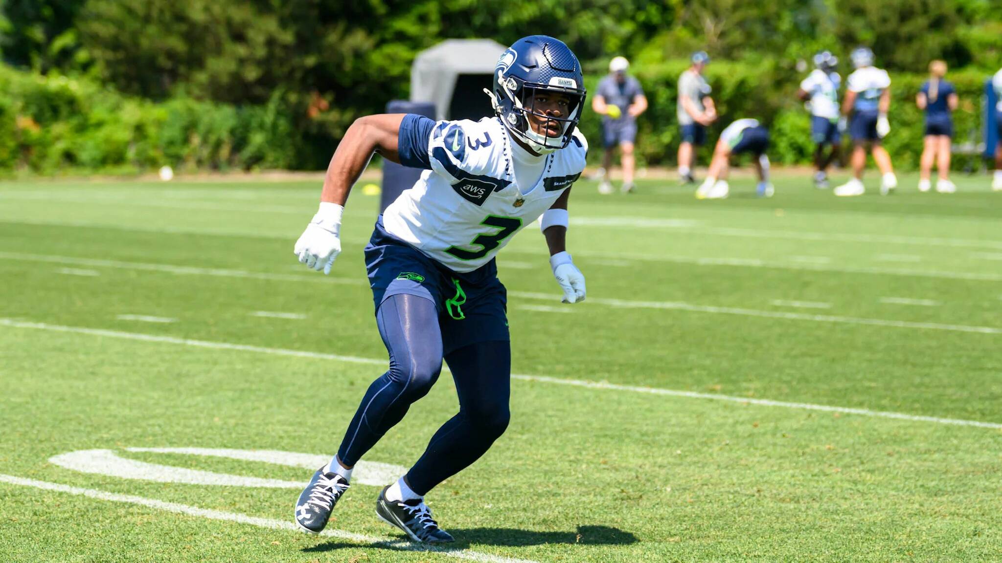 2048x1152 Seahawks make rare deal to sign Nick Emmanwori for camp