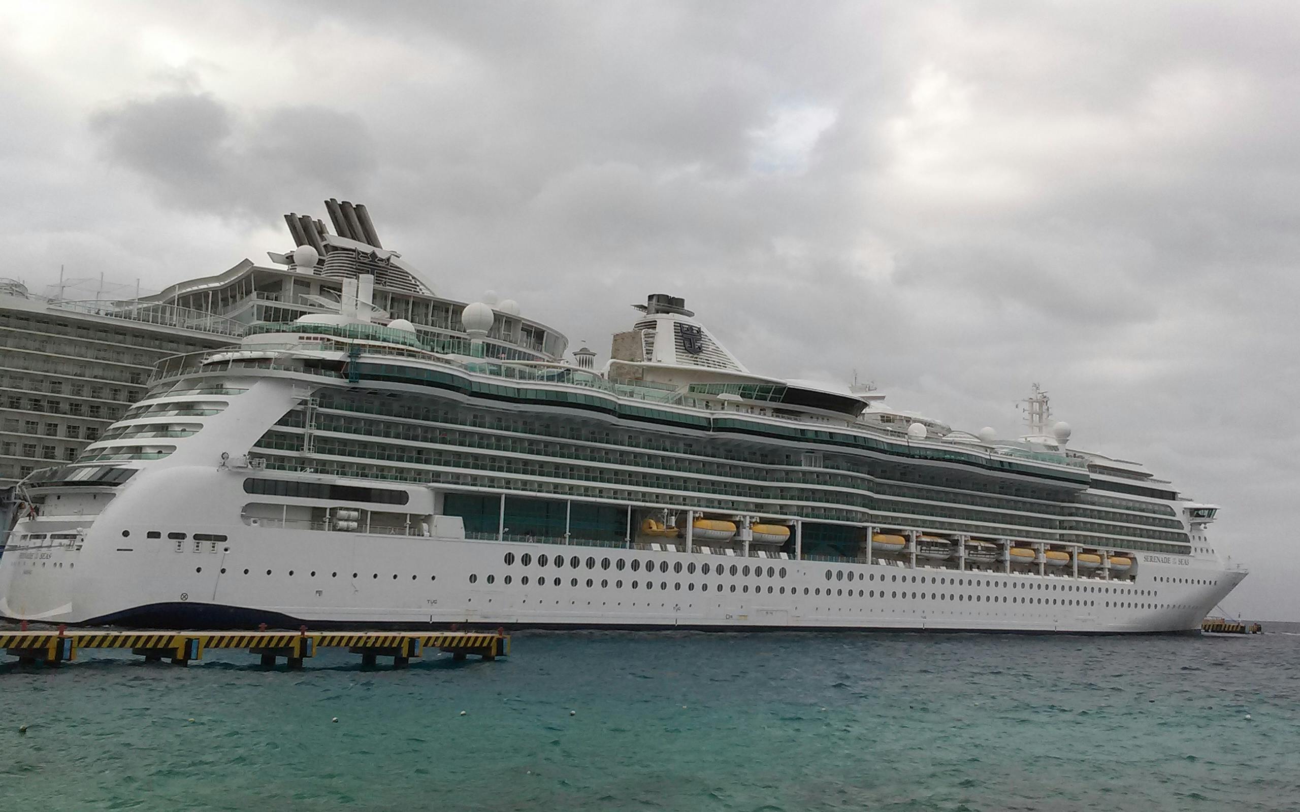 2560x1600 Serenade of the Seas Cruise Review