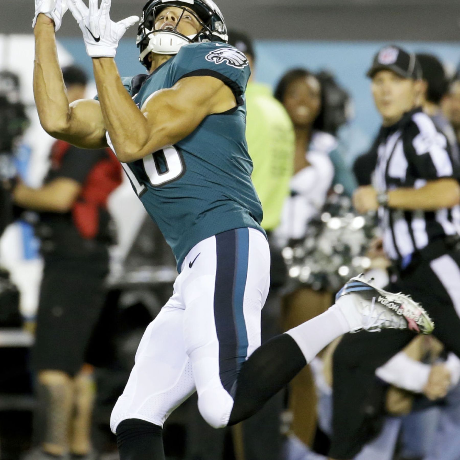 1800x1800 Mack Hollins is pedaling his way into Eagles' wideout rotation