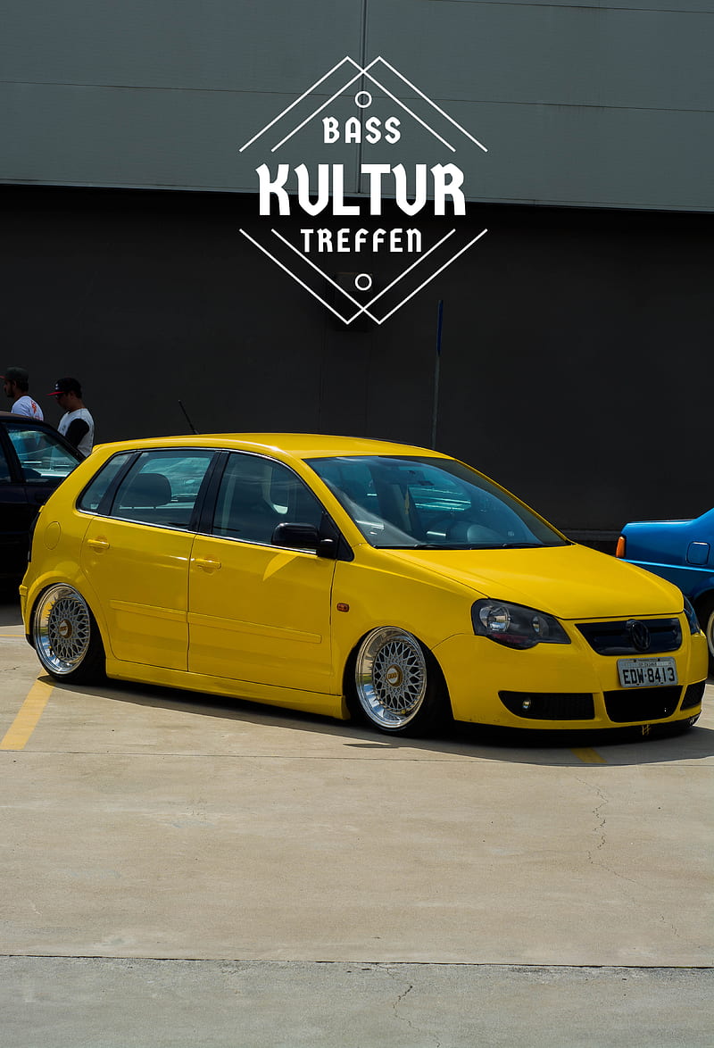 800x1174 Polo amarelo, rebaixado, volkswagen, HD phone wallpaper