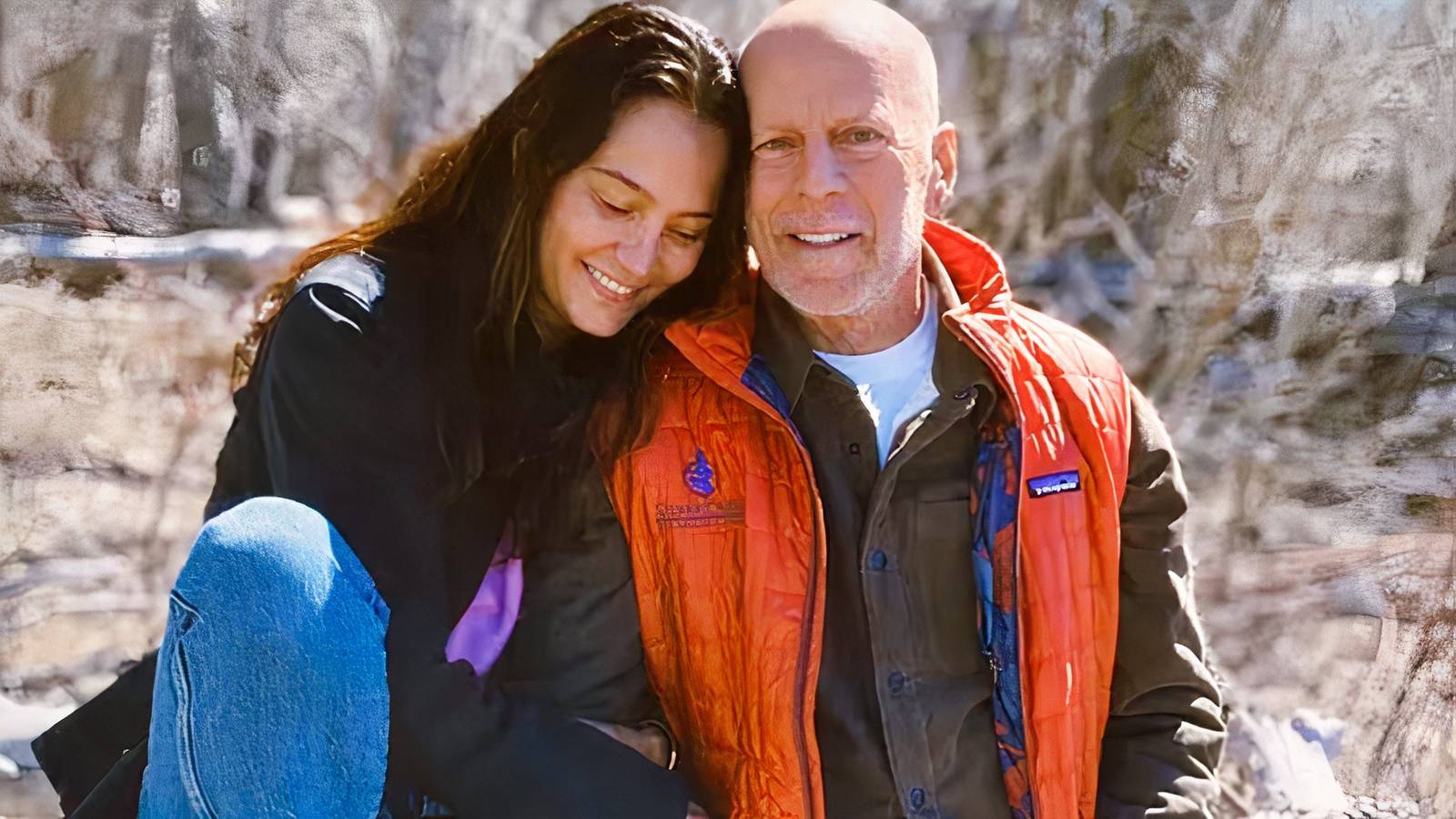 1600x900 Bruce Willis' Wife Shares How Holidays Remain Joyful