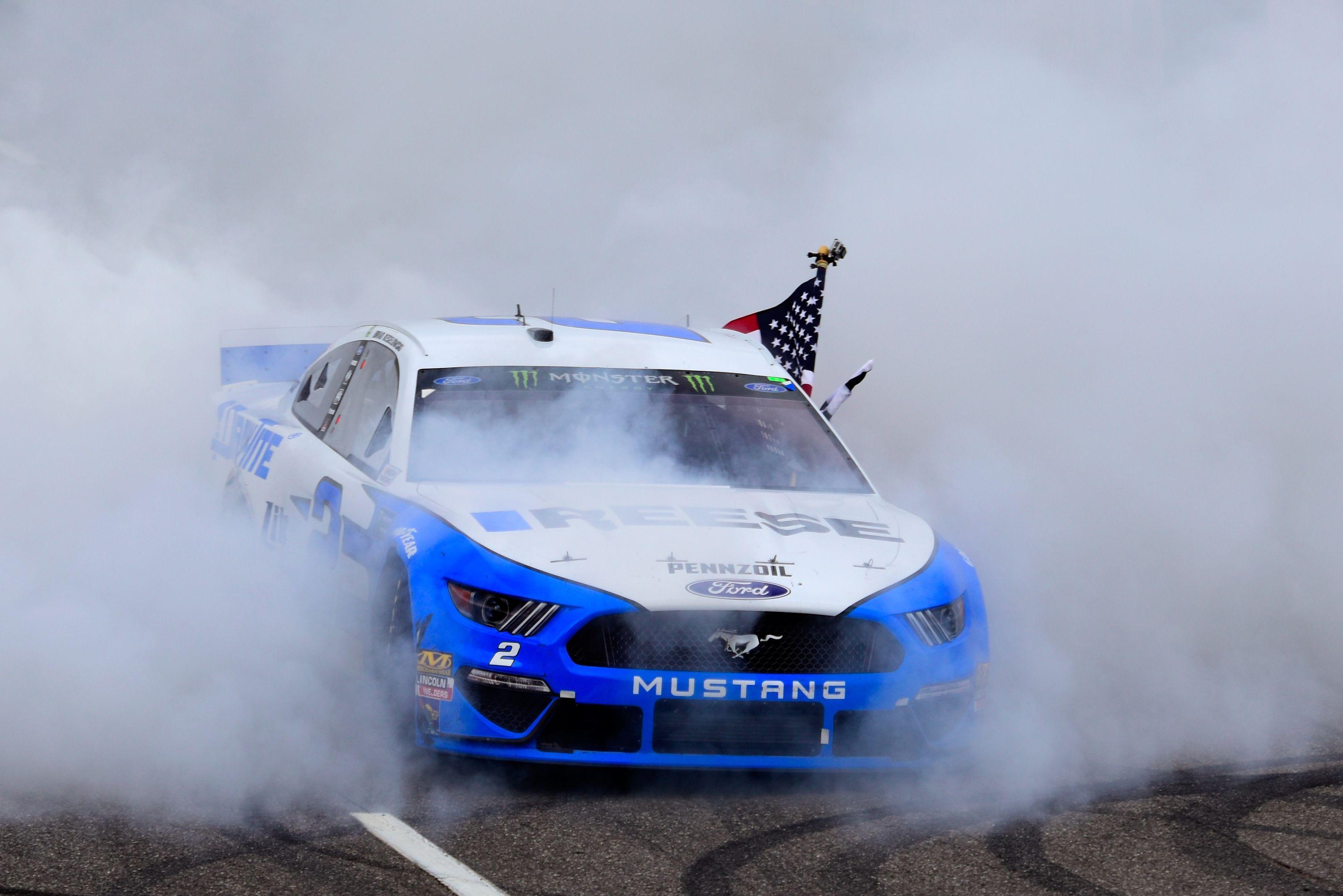 3200x2136 NASCAR: Brad Keselowski's Martinsville dominance historic in multiple ways