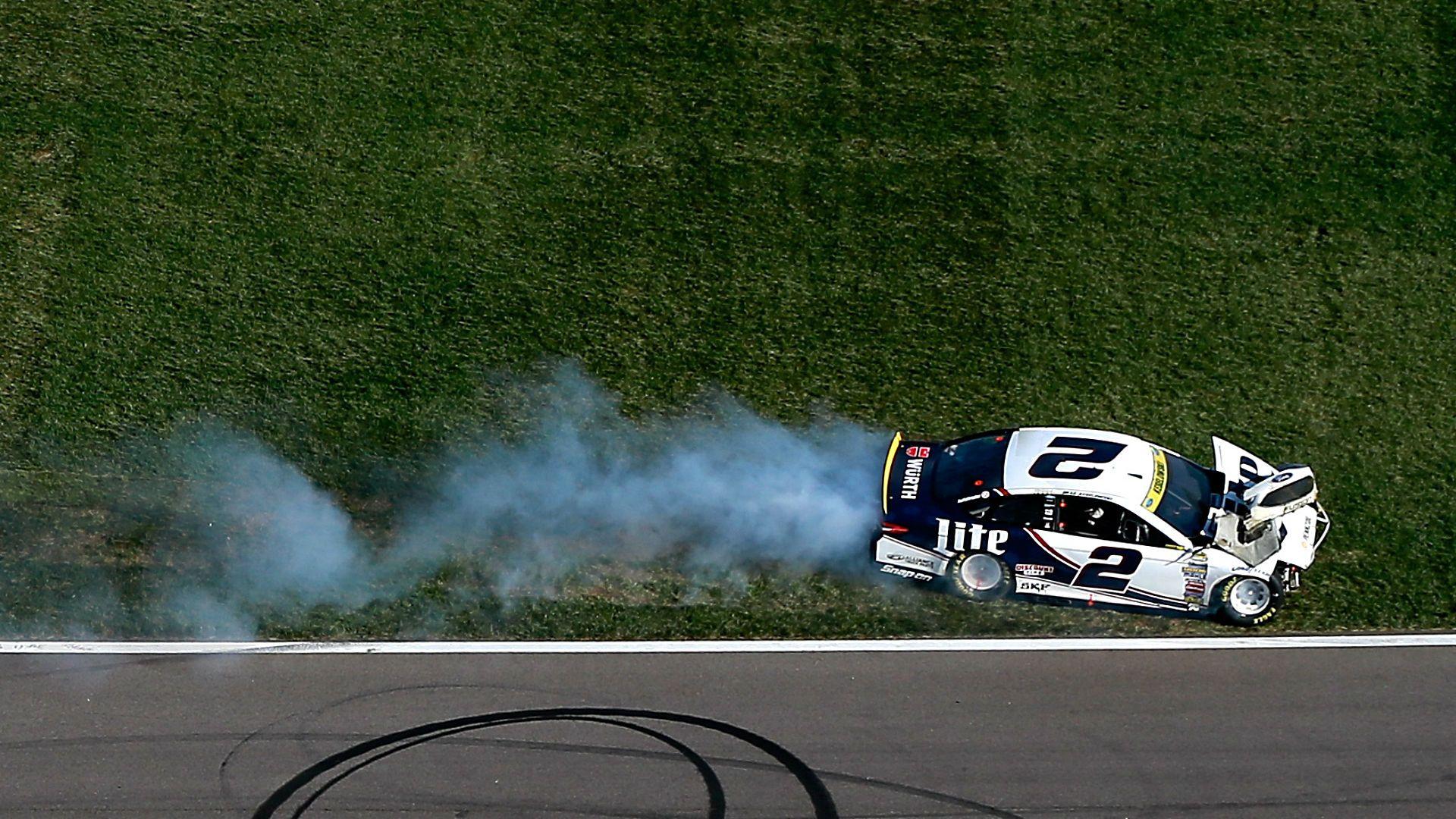 1920x1080 Brad Keselowski takes heavy hit, drops deep in Chase with Kansas crash