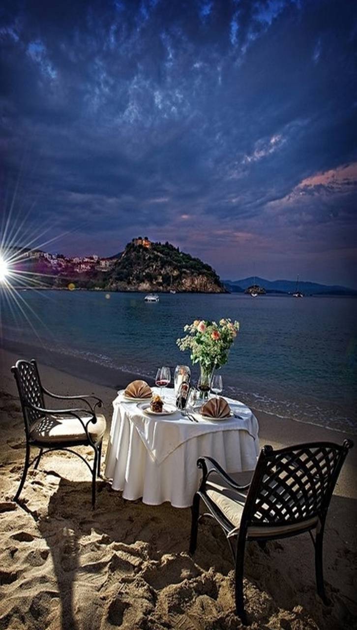 726x1280 Romantic Dinner wallpaper