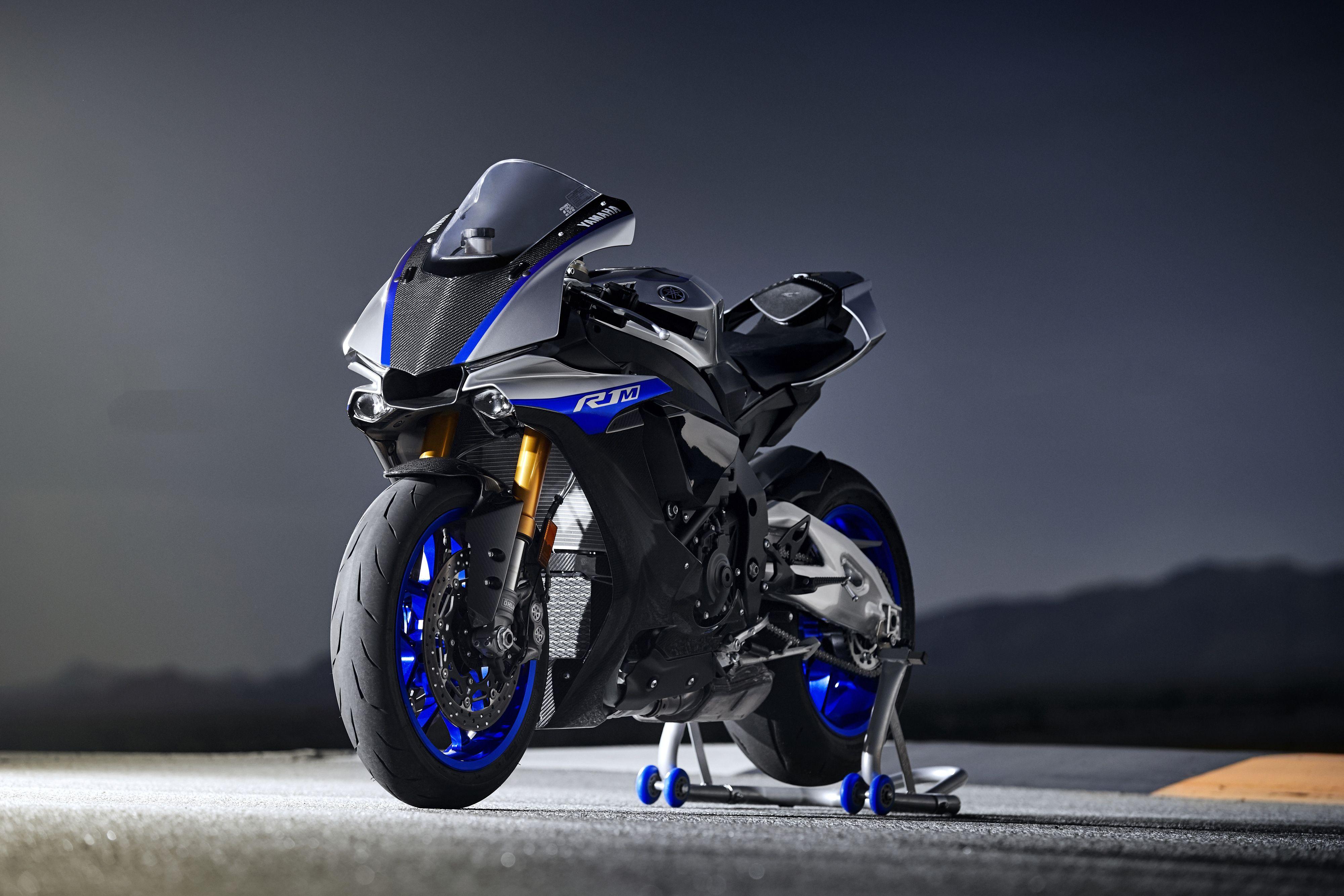 4000x2667 Yamaha R1 4K, HD Bikes, 4k Wallpaper, Image, Background, Photo and Picture