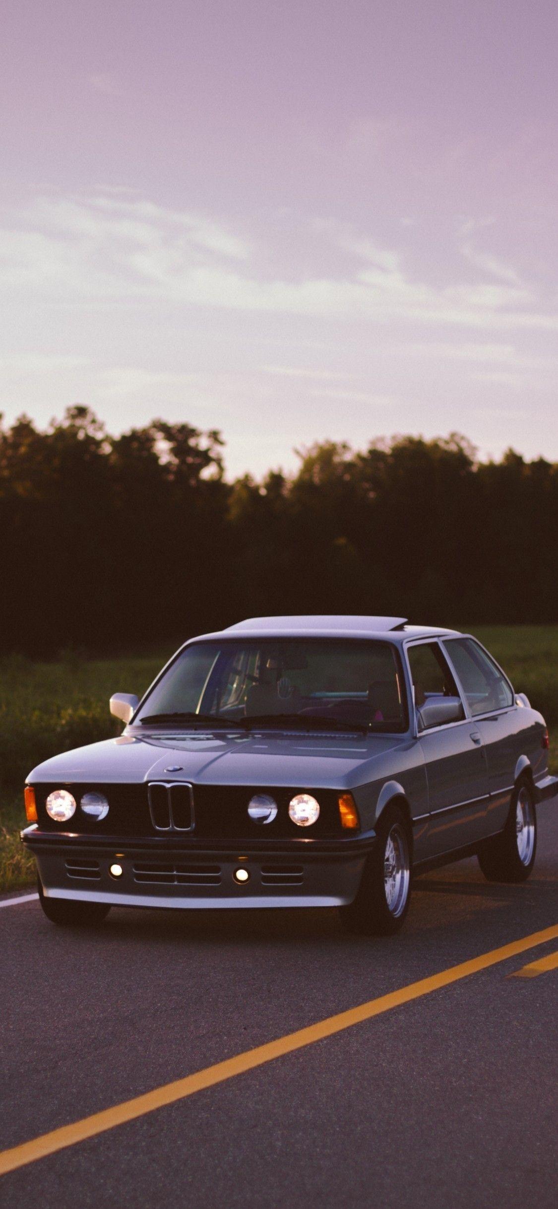 Bmw Retro Iphone Wallpapers Top Free Bmw Retro Iphone Backgrounds Wallpaperaccess