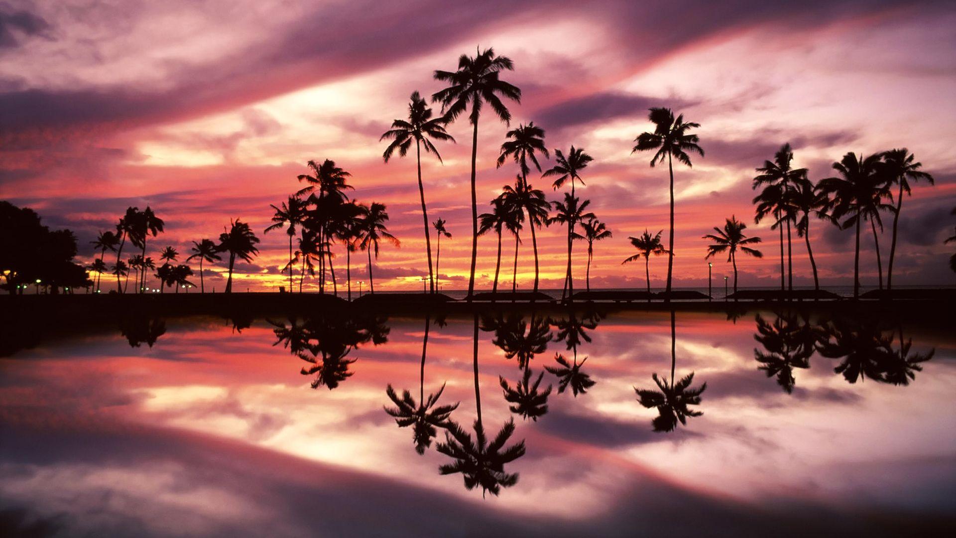 1920x1080 Sunset over the Ala Moana Beach Park, Honolulu, Oahu, Hawaii