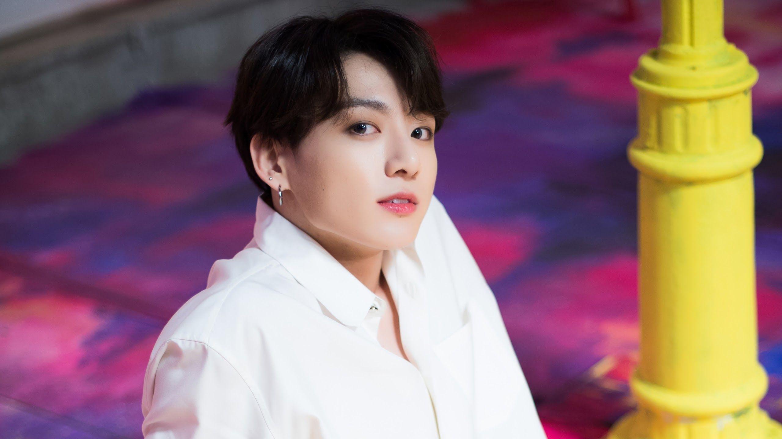 2560x1440 Jungkook Computer Wallpaper