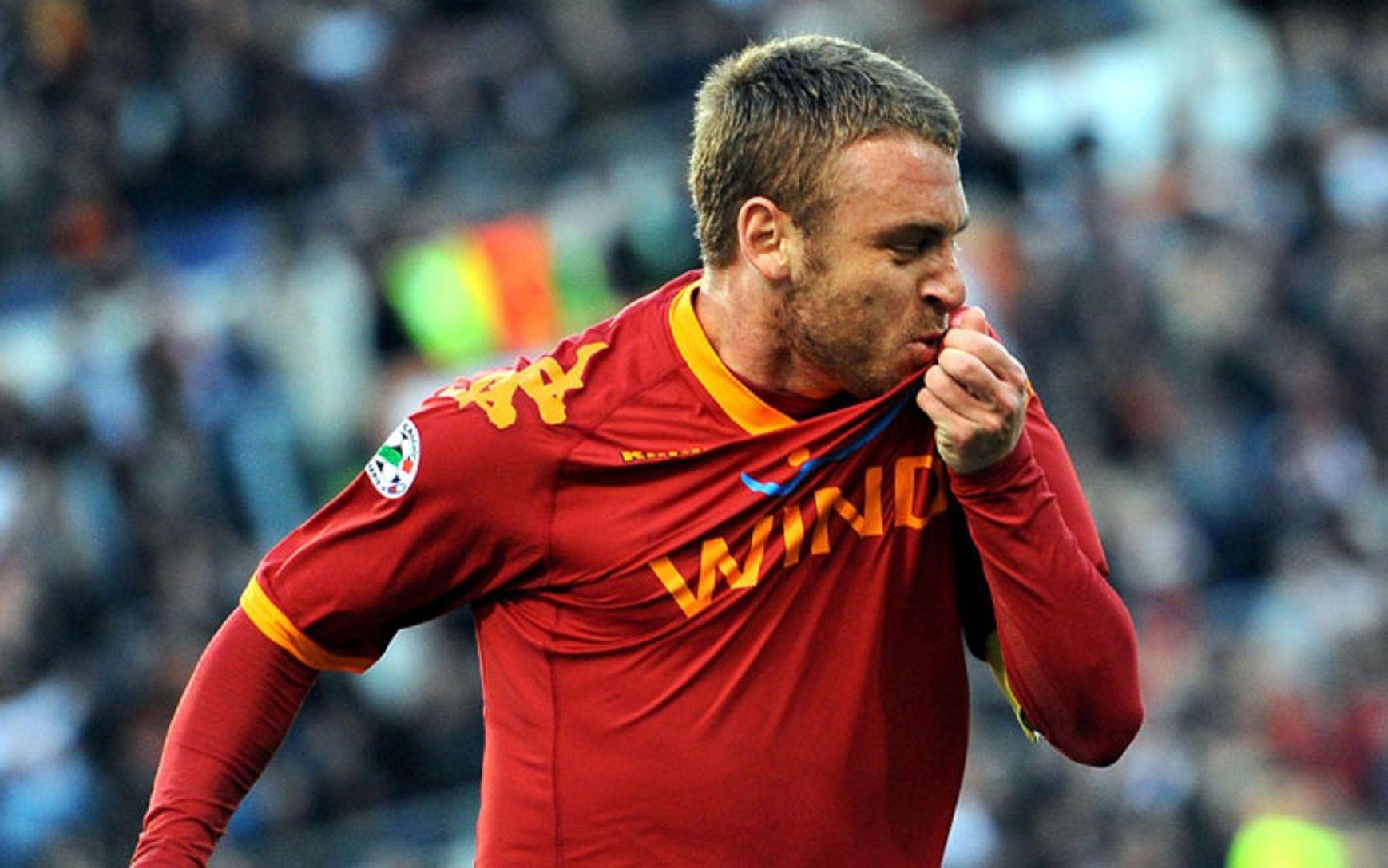 1738x1088 Daniele De Rossi Rome AS Roma Curva Sud Love Jersey Red Yellow Kissing Goal Wallpaper:1738x1088