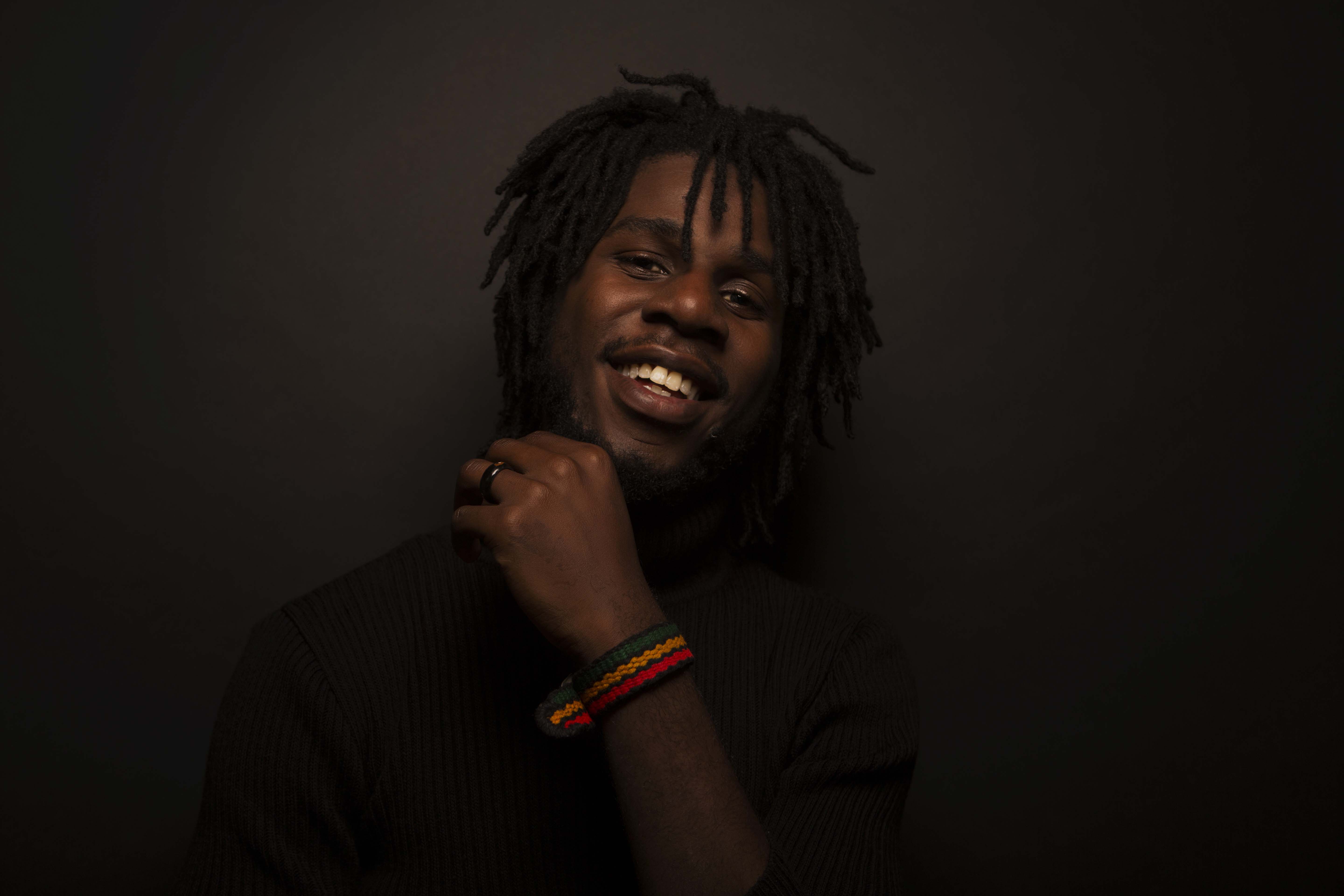 5760x3840 Chronixx Wallpaper