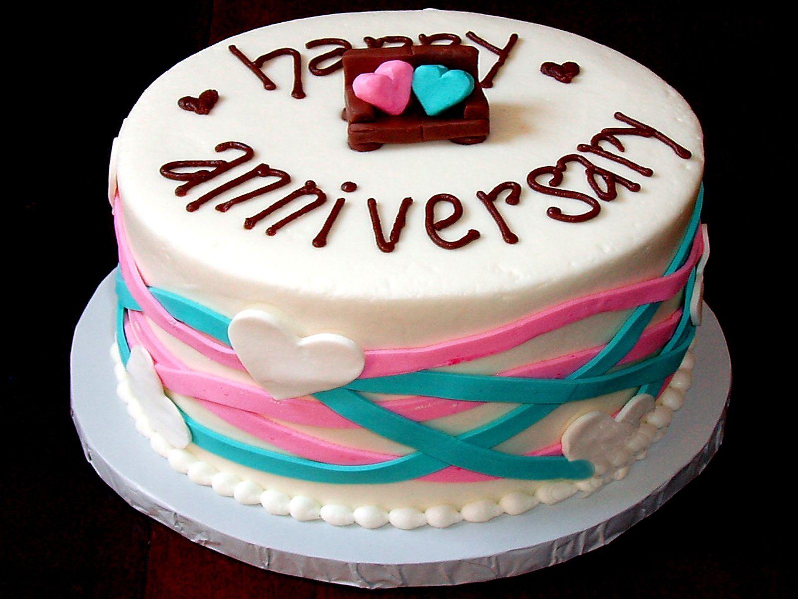 1600x1200 Beautiful Happy Anniversary Wallpaper