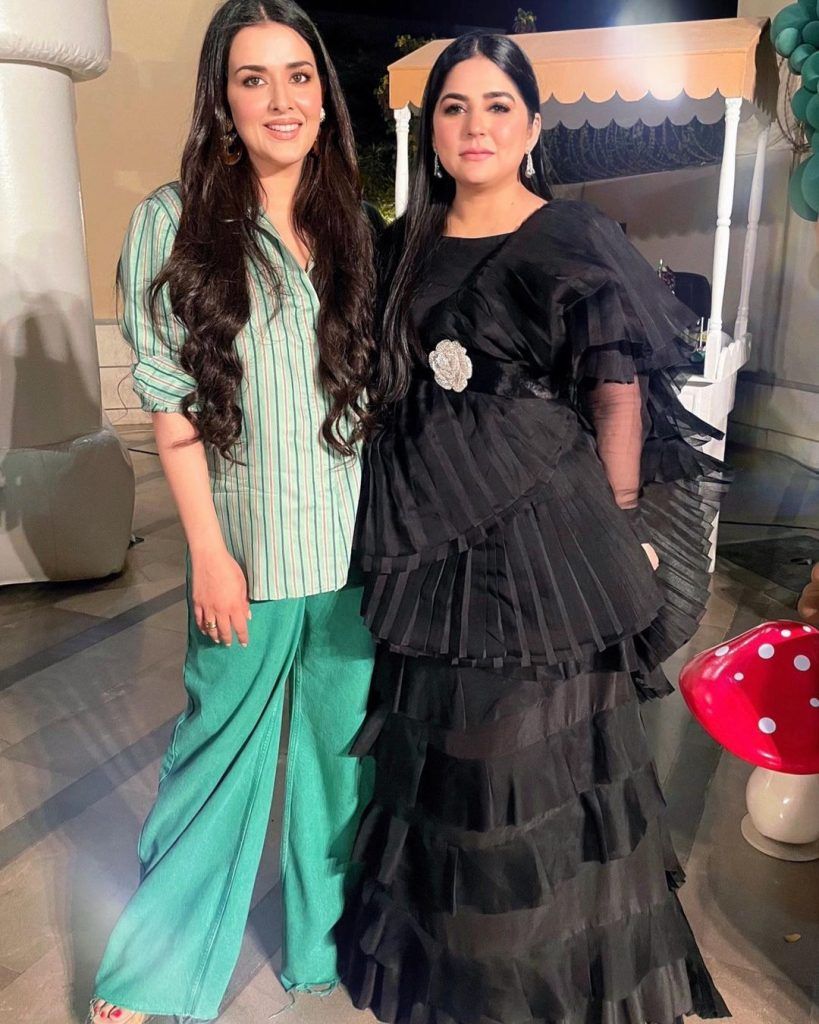 819x1024 Public Reacts To Sanam Baloch's Recent Picture